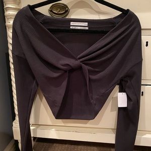 Long sleeve crop top